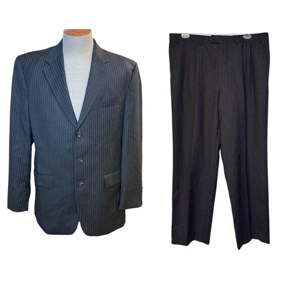 Ralph Lauren Suit 2-Pcs Blazer Sz. 44L Pts. Sz.40” Waist 31” Inseam Pinstripe - Picture 1 of 8